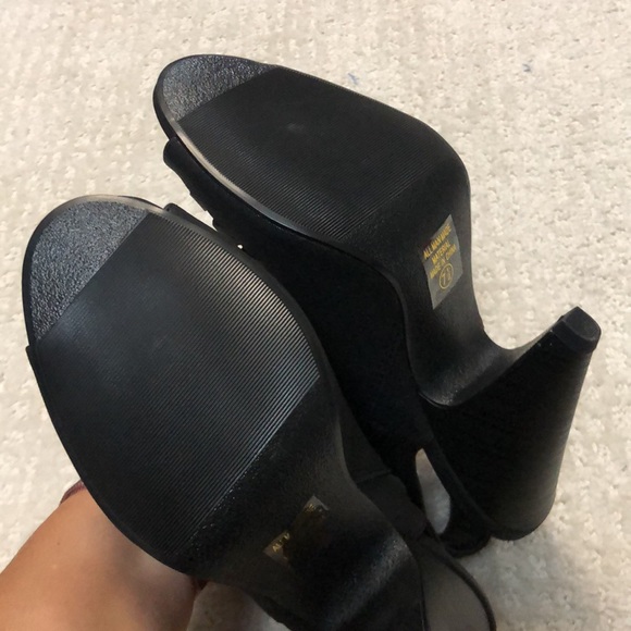 New, 4” heel - Picture 2 of 3